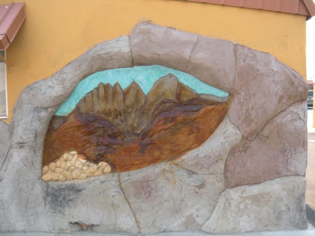 Trails Motel Lone Pine Bagian luar foto