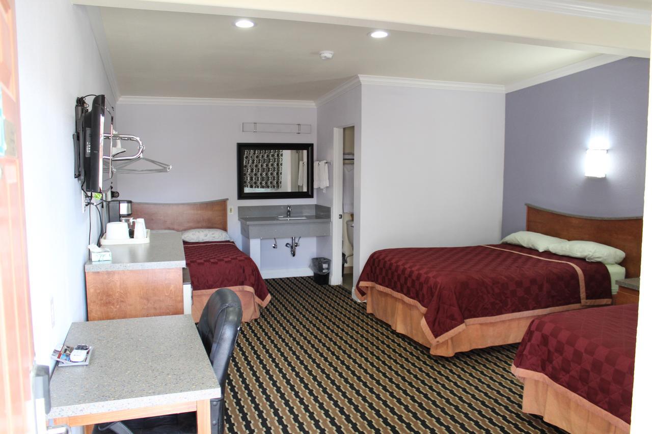 Trails Motel Lone Pine Bagian luar foto