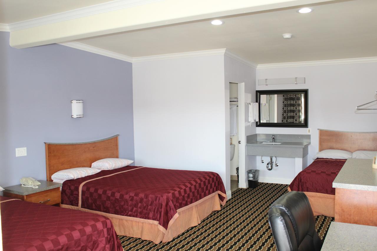 Trails Motel Lone Pine Bagian luar foto